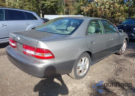2001 Lexus Es 300 from USA, damaged, VIN JT8BF28G110340729